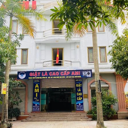 Hotel Khach San Ami Vinh Zewnętrze zdjęcie